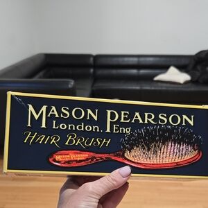 Mason Pearson -B3 Dark Ruby HAIR brush.
